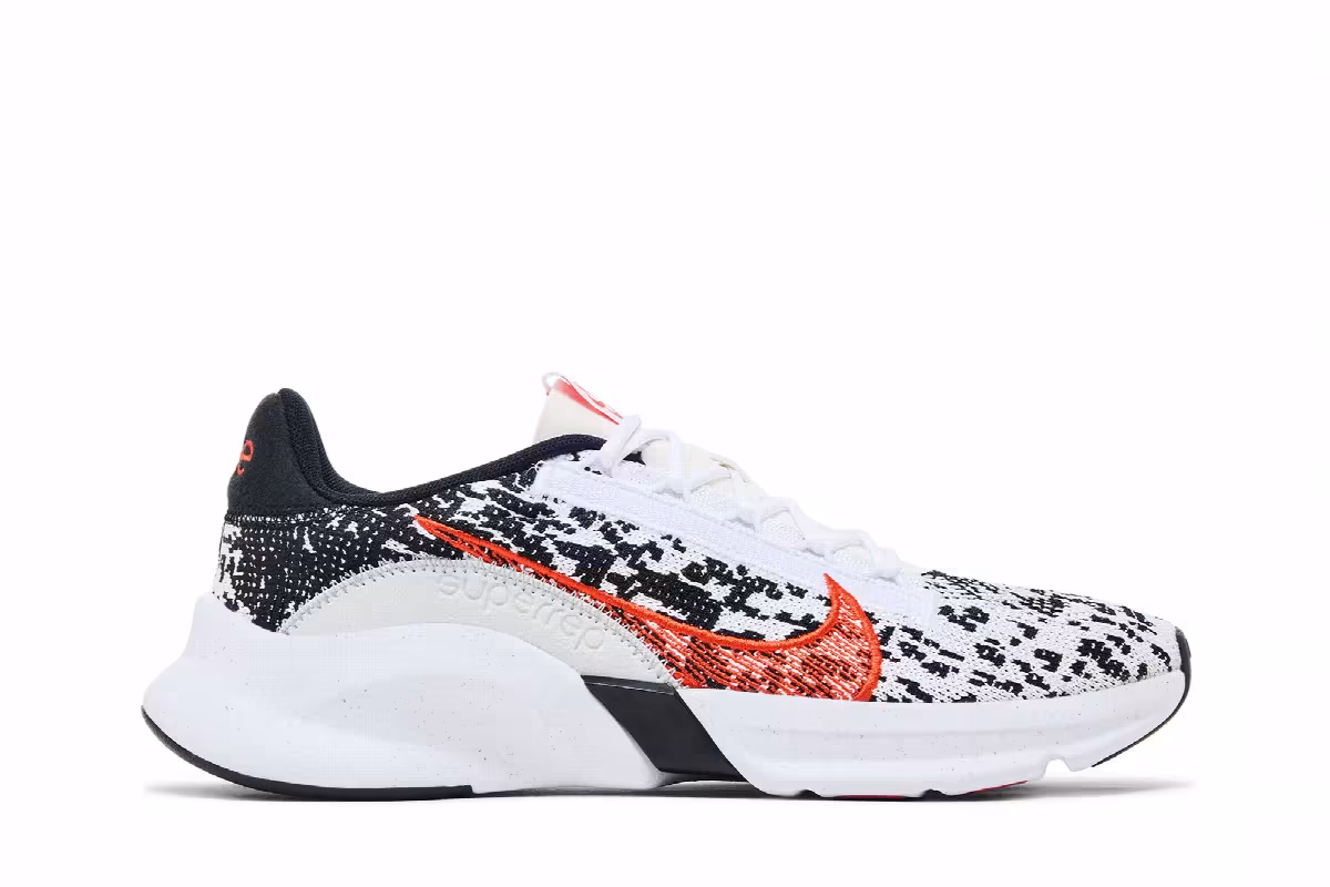 Nike Women's SuperRep Go 3 Flyknit Next Nature White Picante Red, view 2