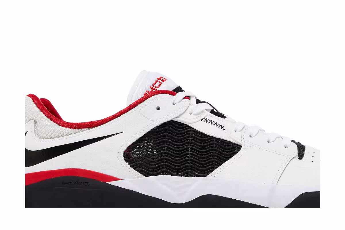 Nike Ishod Wair Premium SB Chicago, view 3