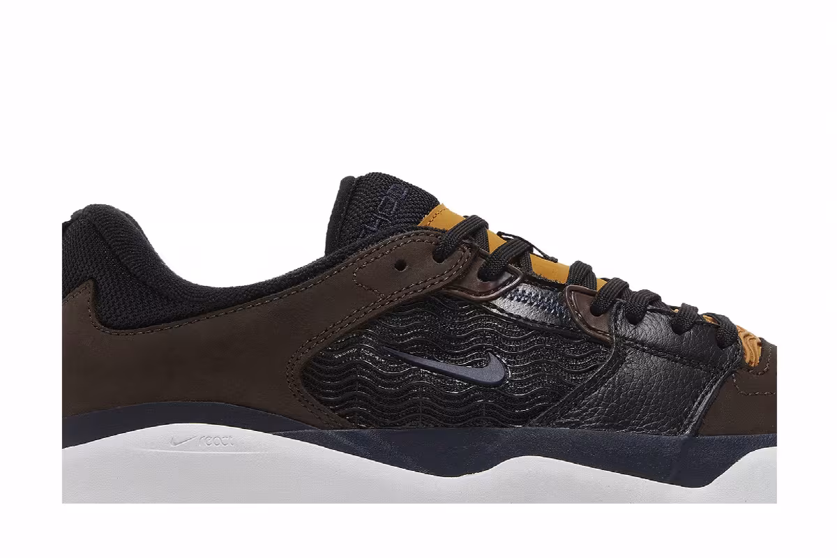 Nike Ishod Wair Premium SB Baroque Brown, view 3