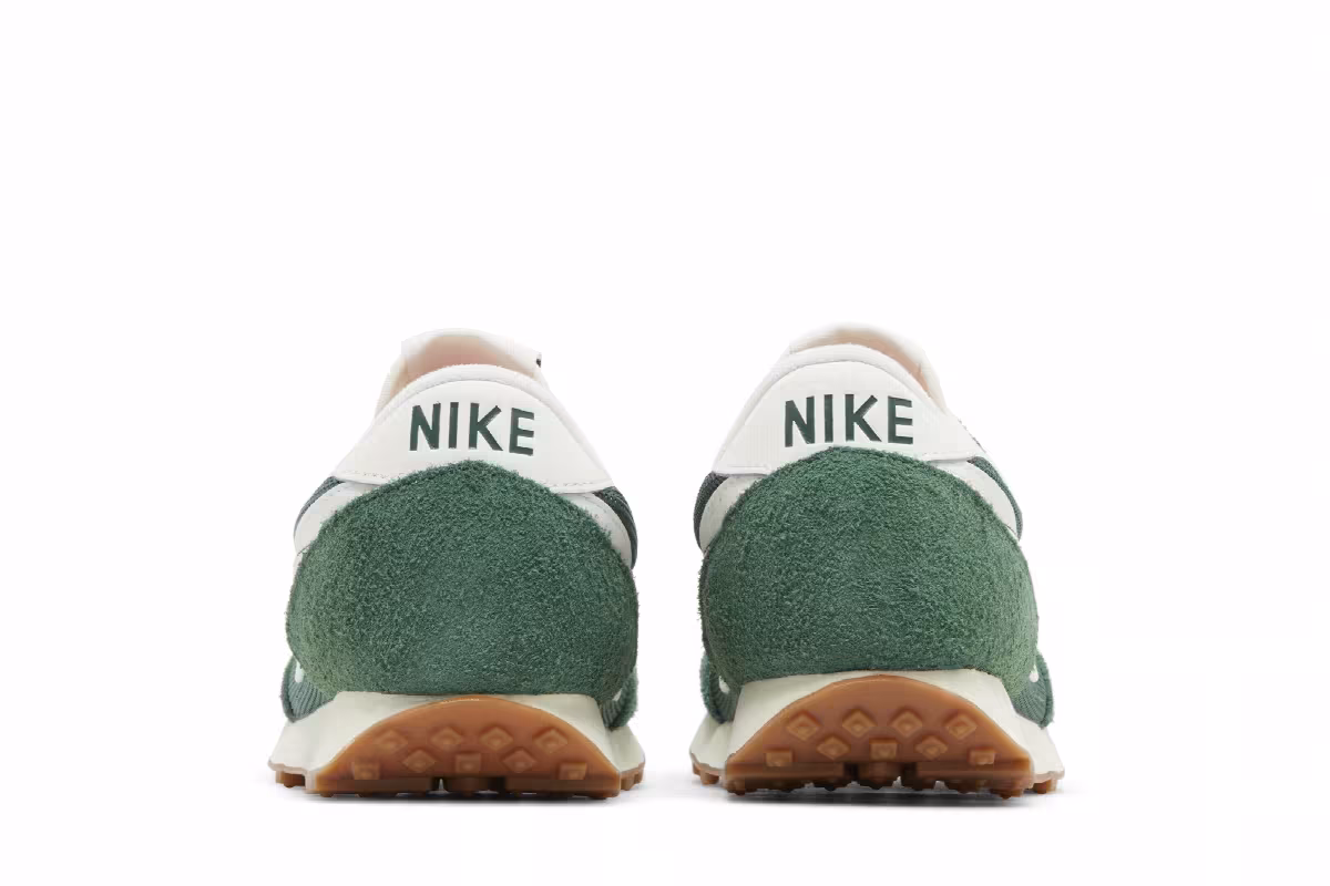 Nike Women's Daybreak Vintage Fir, view 7