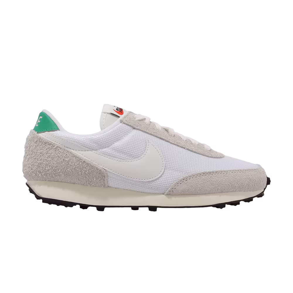 Nike Women's Daybreak Vintage White Stadium Green