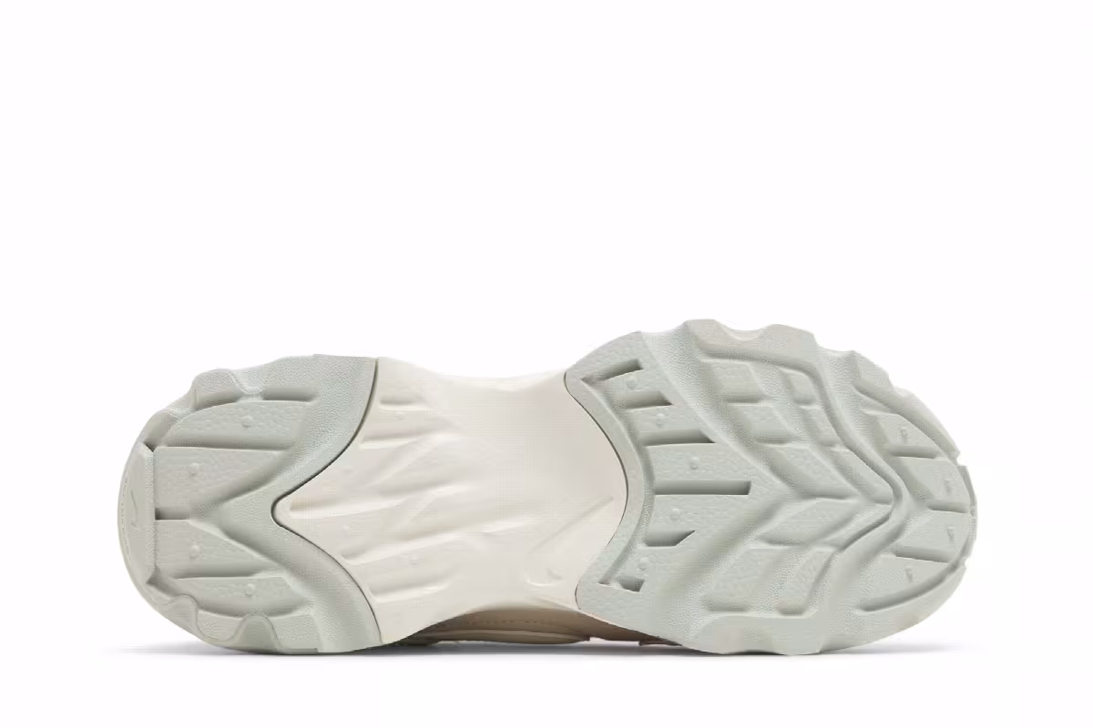 Nike Women's TC 7900 Light Orewood Taupe, view 5
