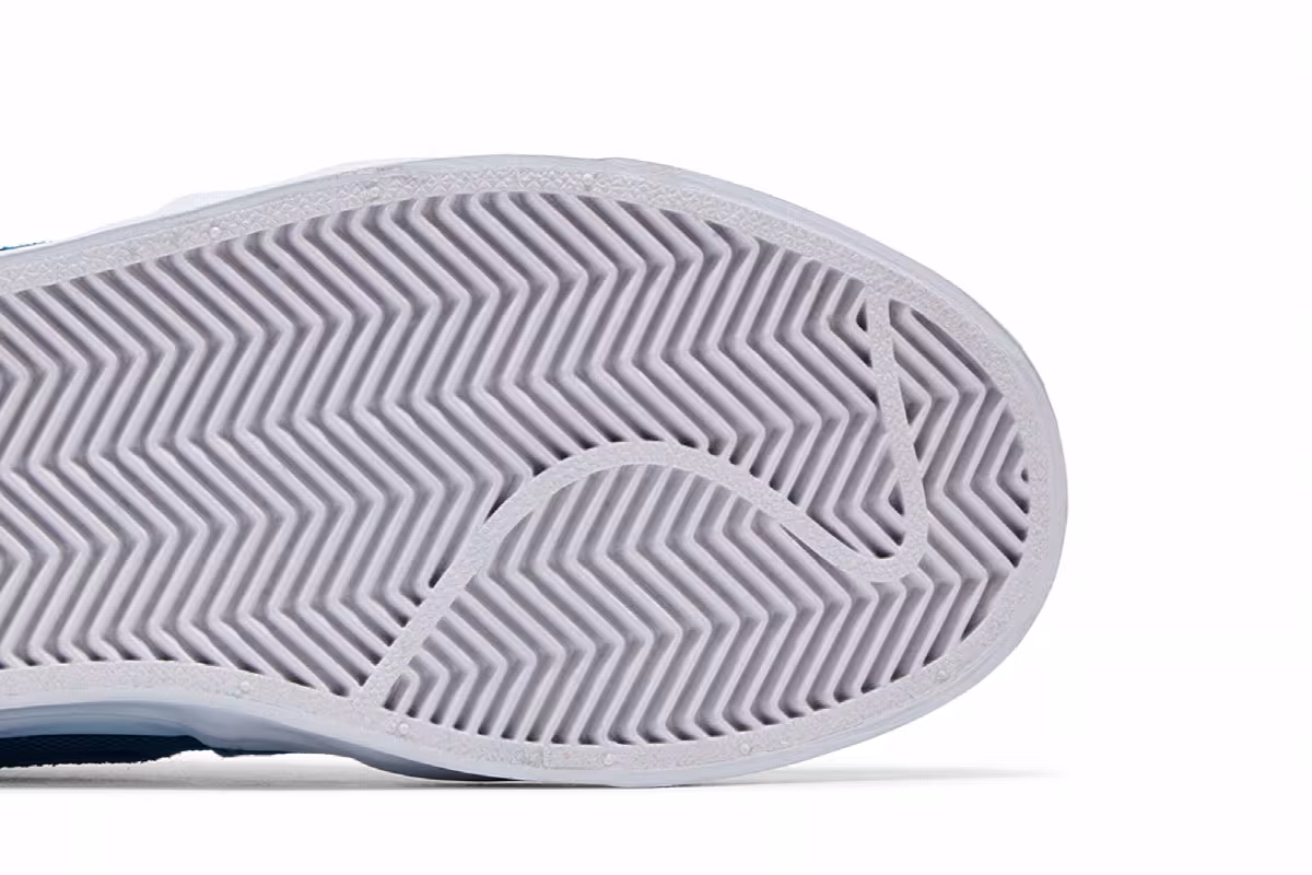 Nike Women's Zoom Pogo Plus Premium SB Green Abyss, view 6
