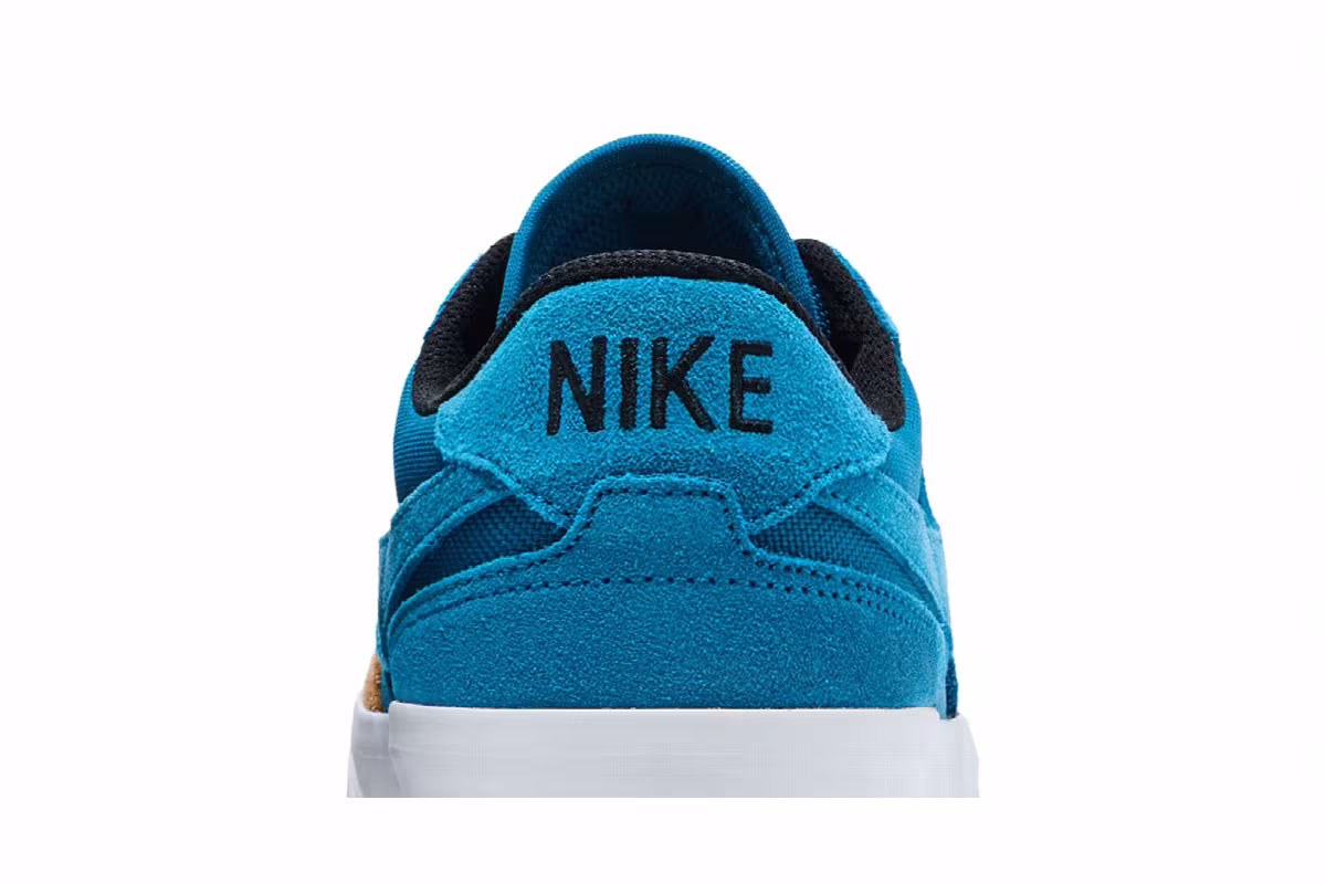 Nike Women's Zoom Pogo Plus Premium SB Green Abyss, view 8