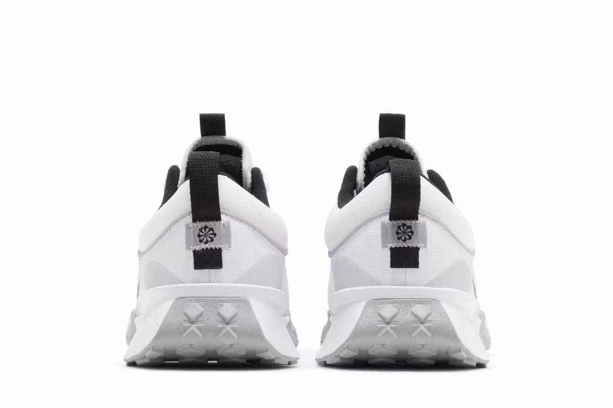 Nike Air Diamond Varsity Turf White Black, view 7