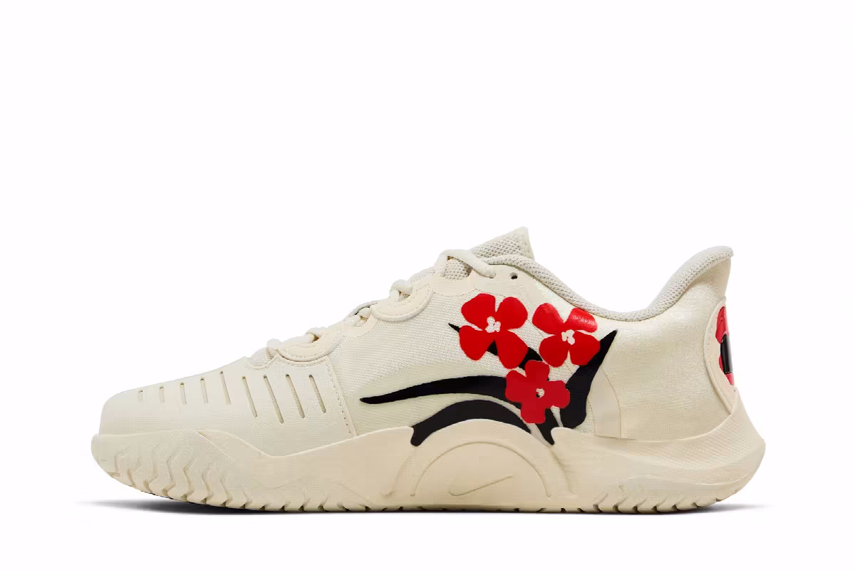 Naomi Osaka x Women's NikeCourt Air Zoom GP Turbo HC Hibiscus Flowers, view 4