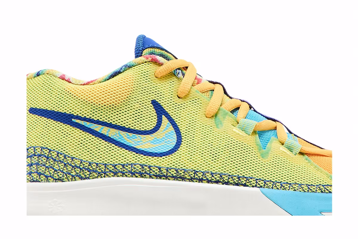 Nike Kyrie Flytrap 6 GS Kaleidoscope, view 3