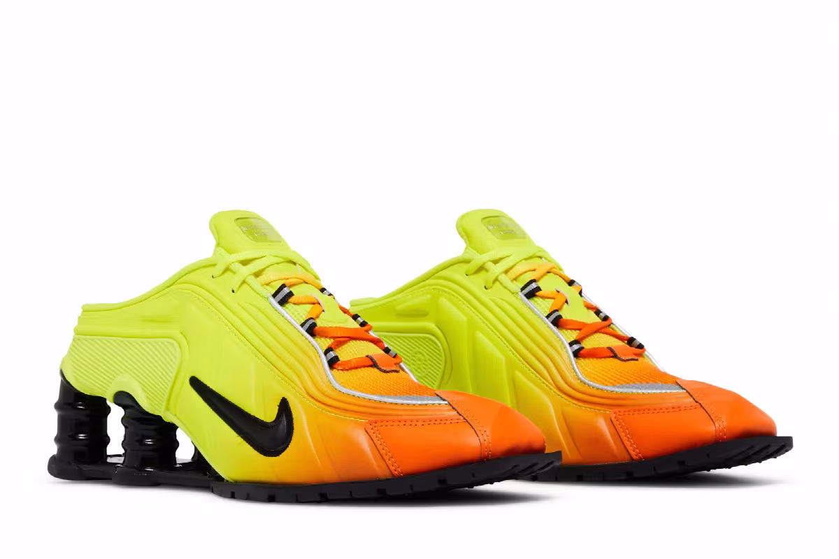 Martine Rose x Nike Women's Shox Mule MR4 Safety Orange, view 9