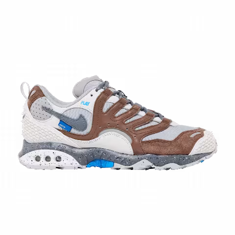 Undefeated x Nike Air Terra Humara 'Archaeo Brown'