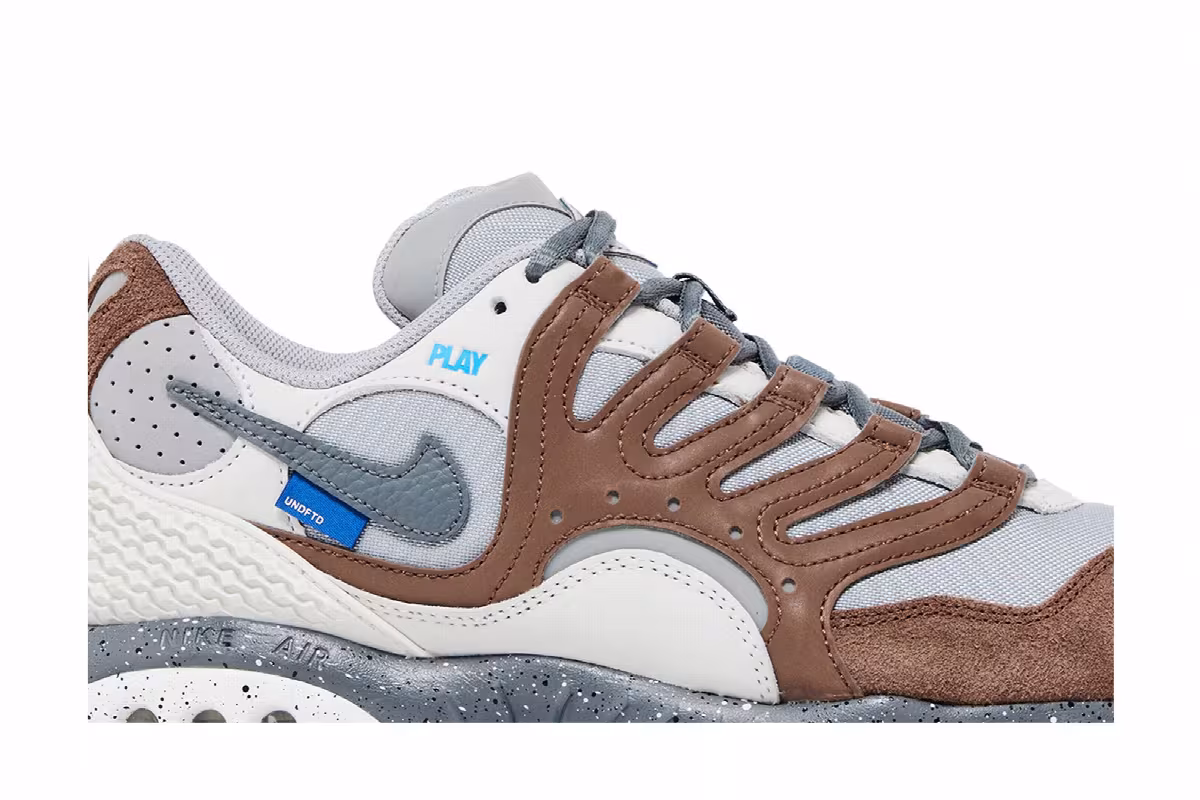 Undefeated x Nike Air Terra Humara Archaeo Brown, view 3