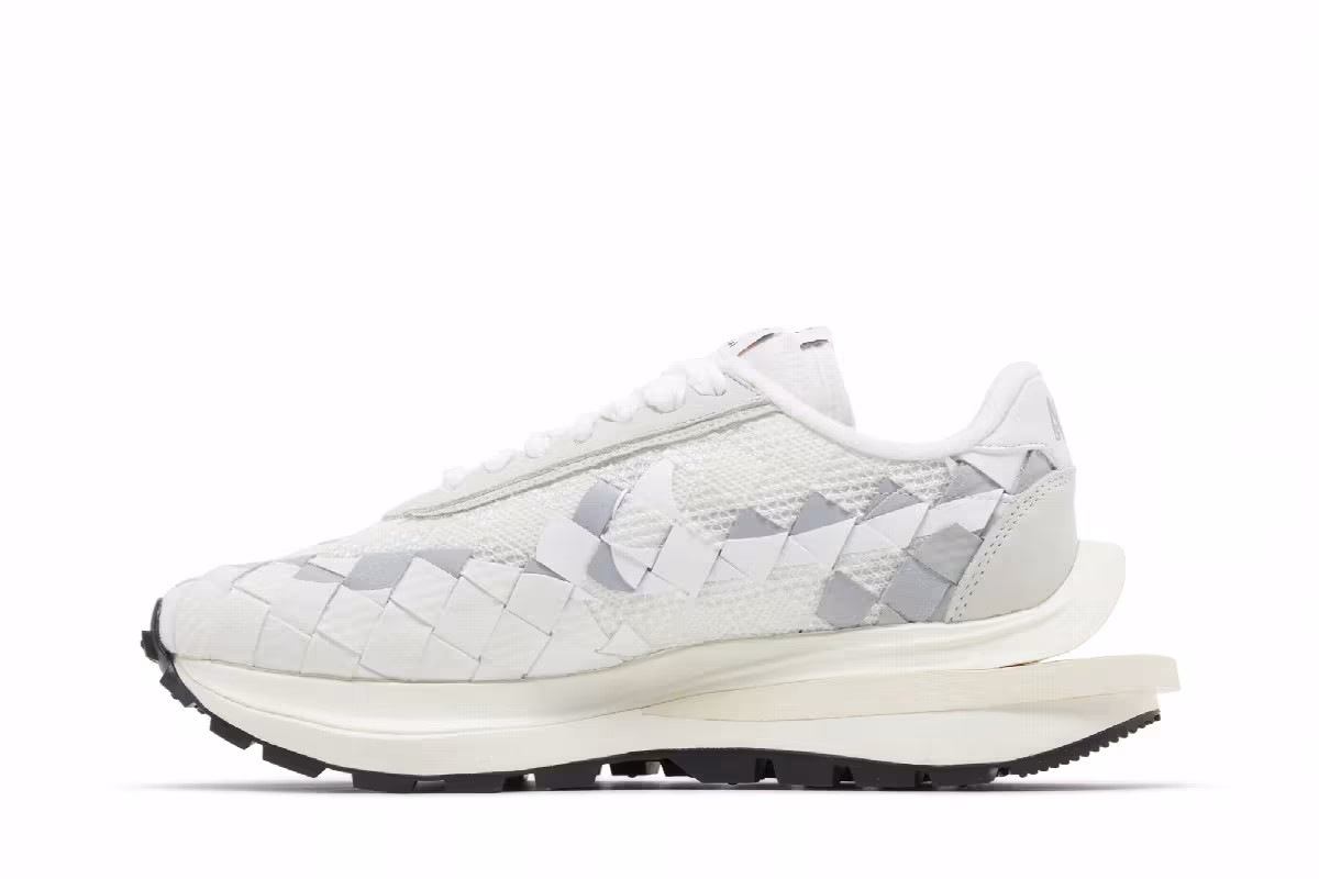 Jean Paul Gaultier x sacai x Nike VaporWaffle Woven White, view 4