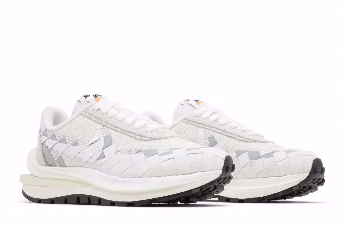 Jean Paul Gaultier x sacai x Nike VaporWaffle Woven White, view 9