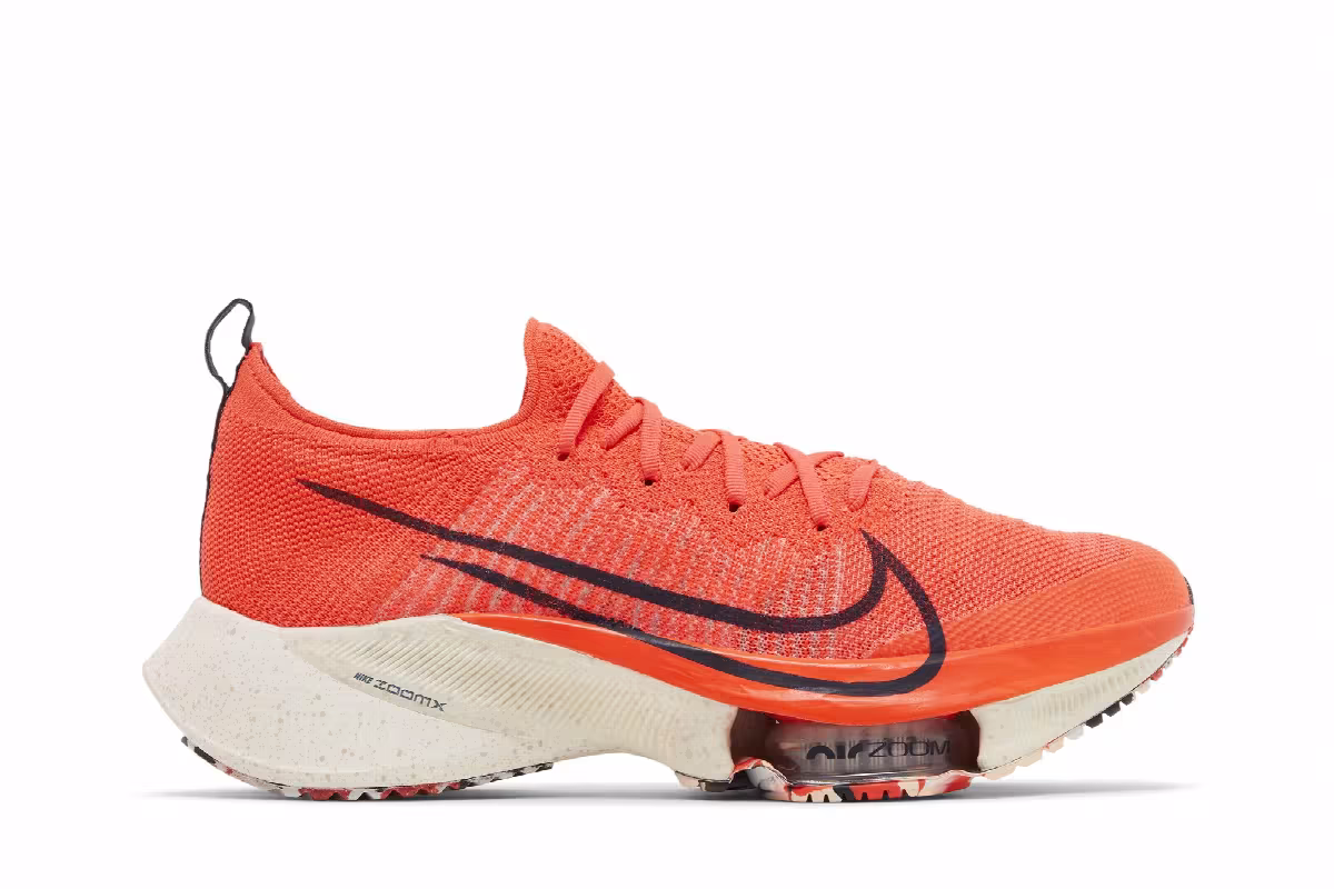 Nike Air Zoom Tempo NEXT% Flyknit Bright Crimson, view 2