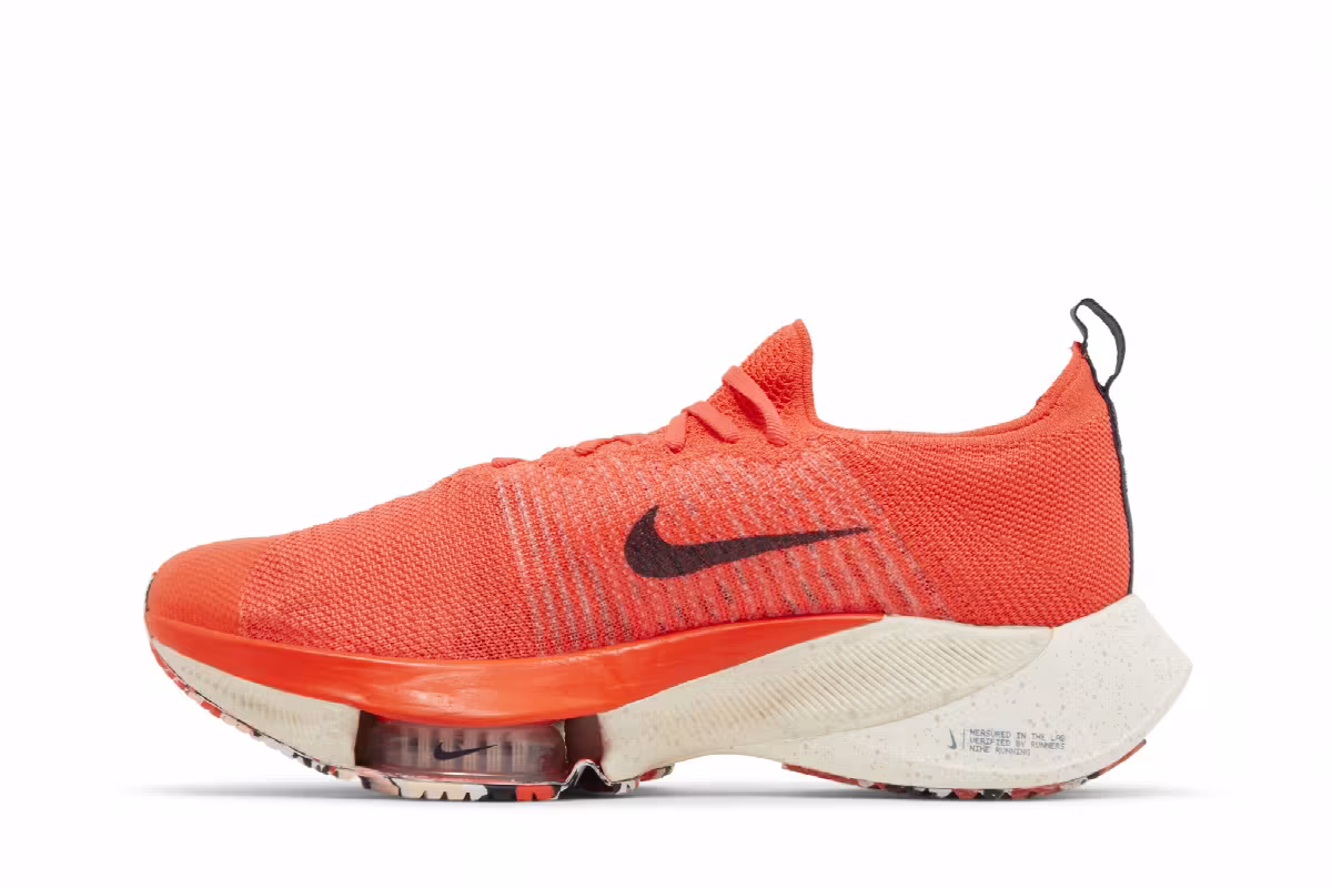 Nike Air Zoom Tempo NEXT% Flyknit Bright Crimson, view 4