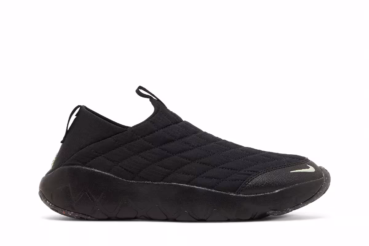 Nike ACG Moc 3.5 Black Barely Volt, view 2