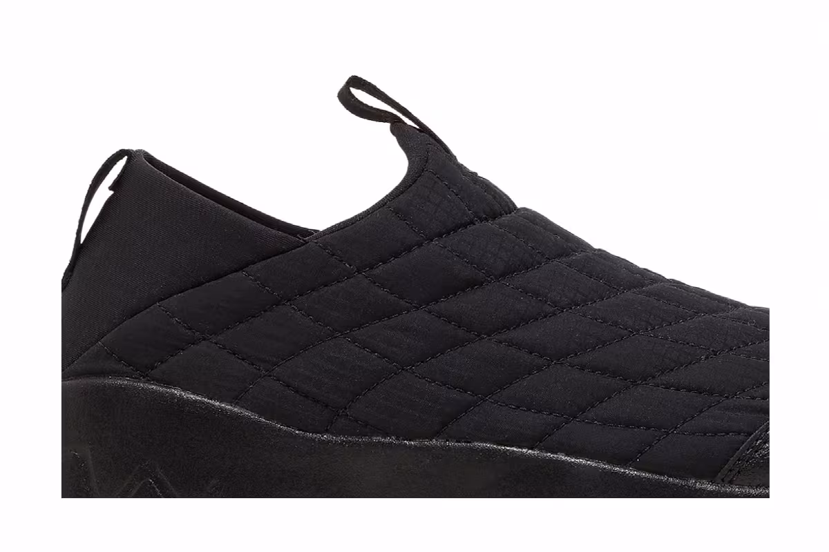 Nike ACG Moc 3.5 Black Barely Volt, view 3
