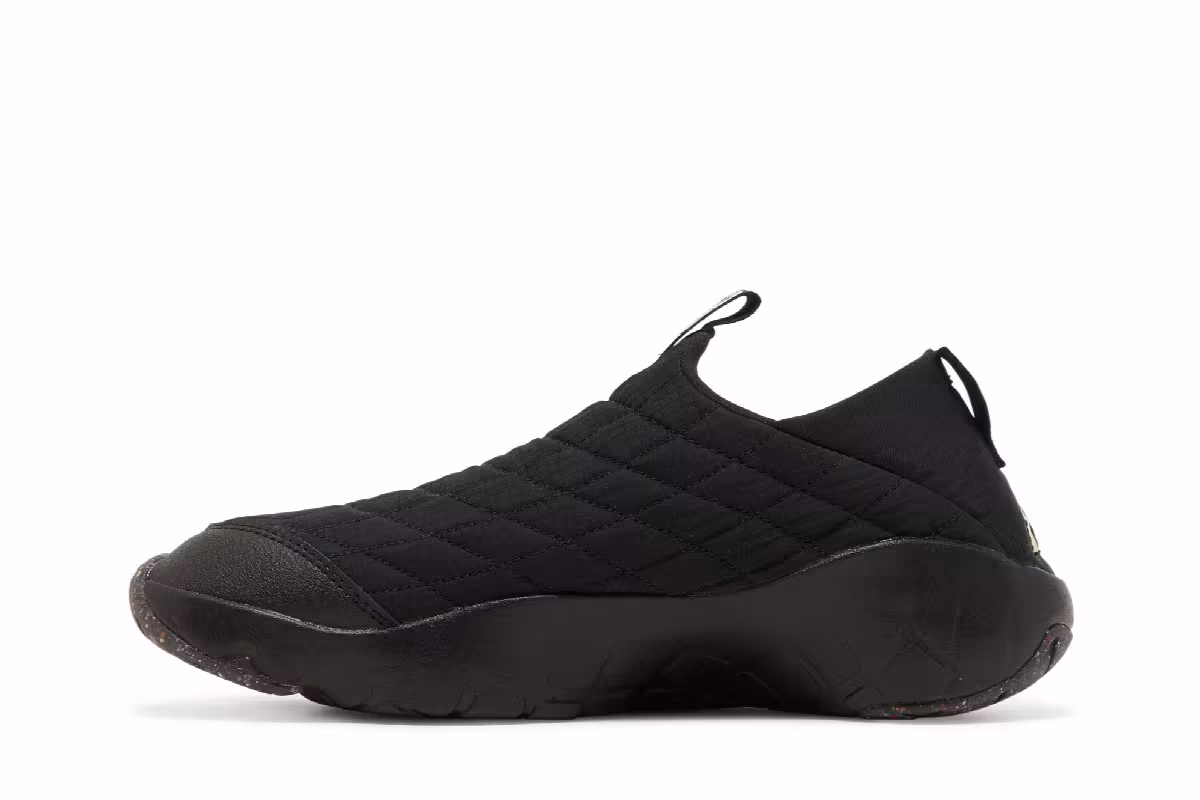 Nike ACG Moc 3.5 Black Barely Volt, view 4