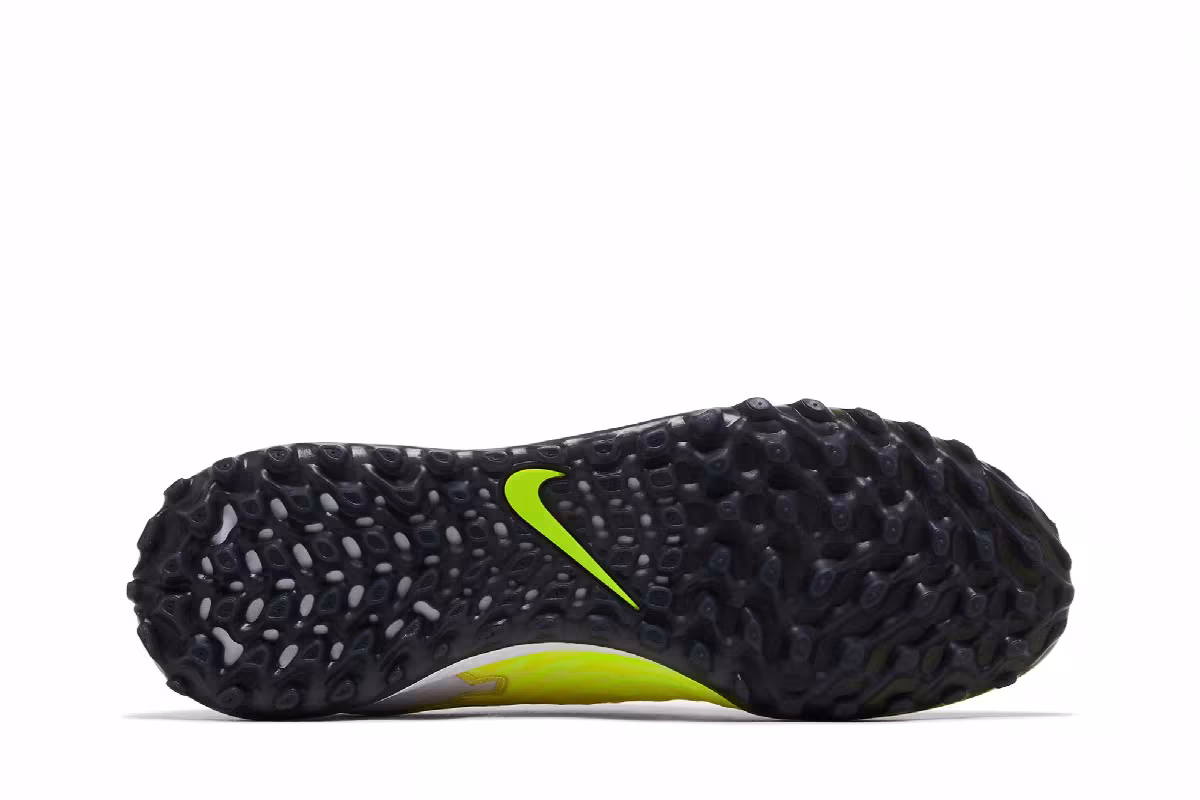 Nike React Phantom GX Pro TF Luminous Pack, view 5