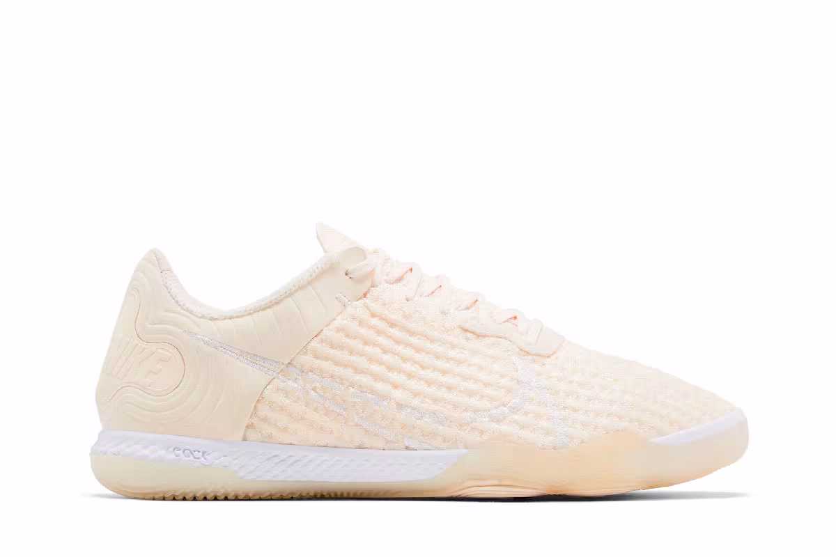 Nike React Gato 2 IC Guava Ice, view 2