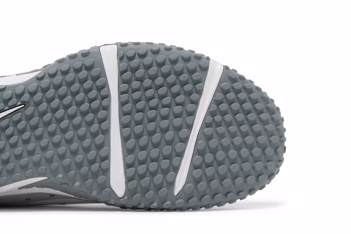 Nike Alpha Huarache Varsity 4 TF Wolf Grey, view 6