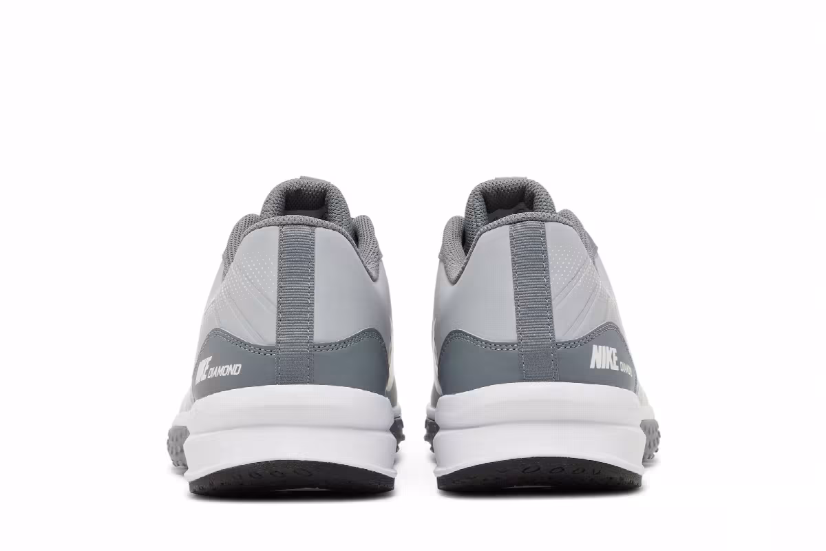 Nike Alpha Huarache Varsity 4 TF Wolf Grey, view 7