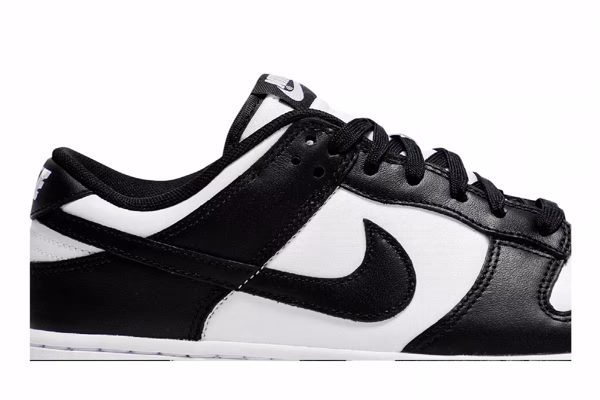 Nike Dunk Low Black White, view 3