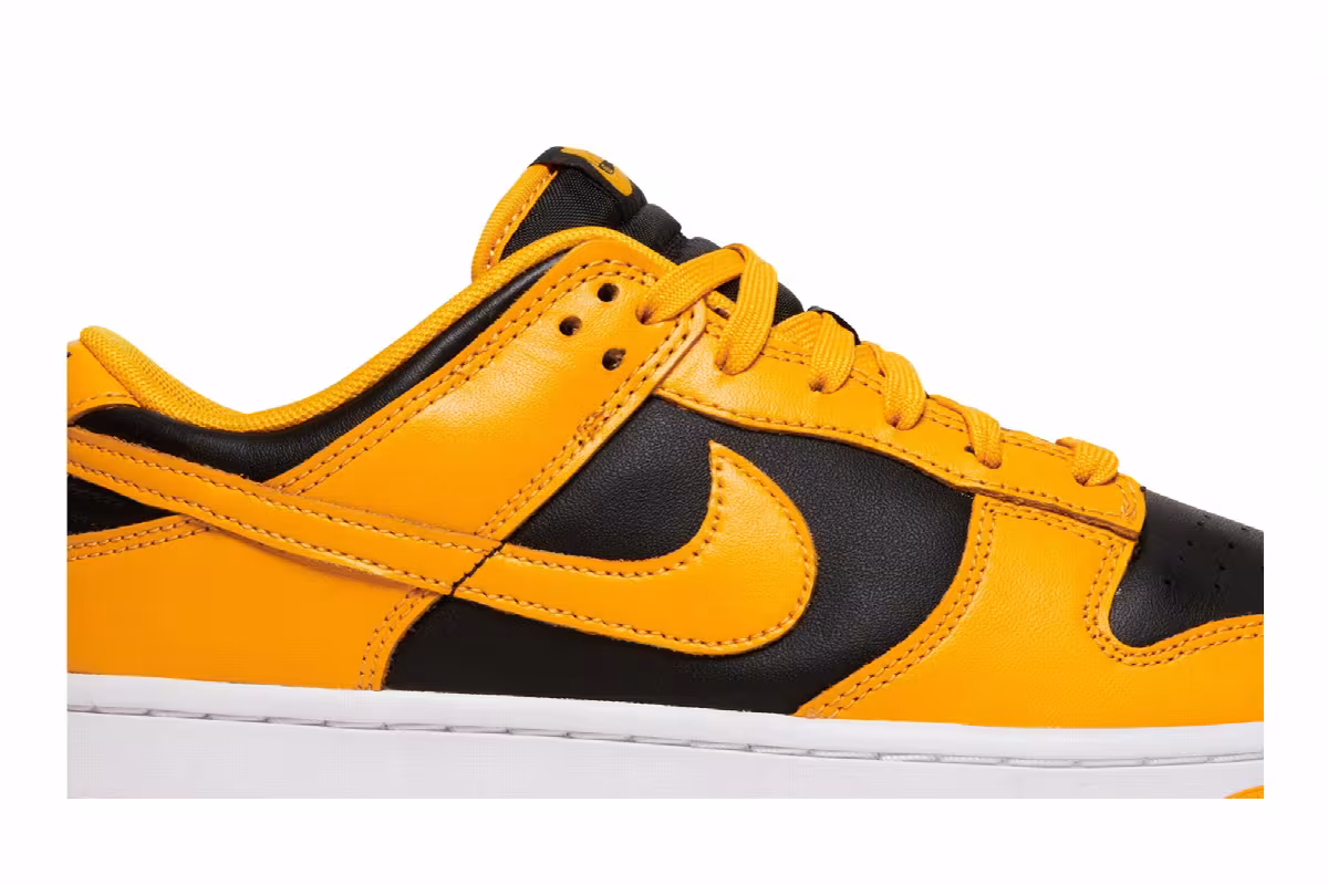 Nike Dunk Low Goldenrod, view 3