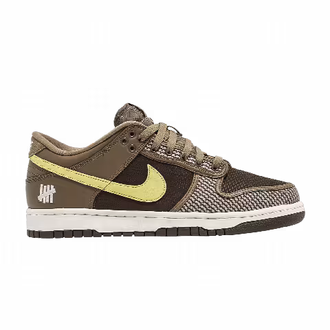 Undefeated x Nike Dunk Low SP 'Canteen'