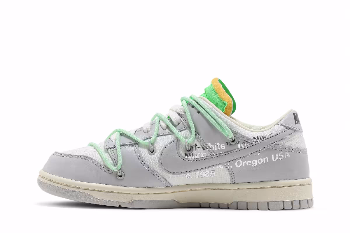 Off-White x Nike Dunk Low Lot 07 of 50, view 4