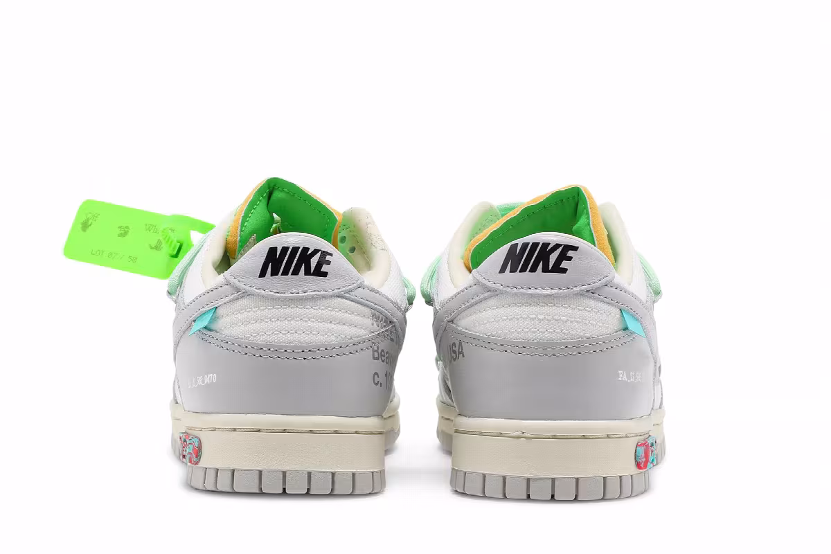 Off-White x Nike Dunk Low Lot 07 of 50, view 7