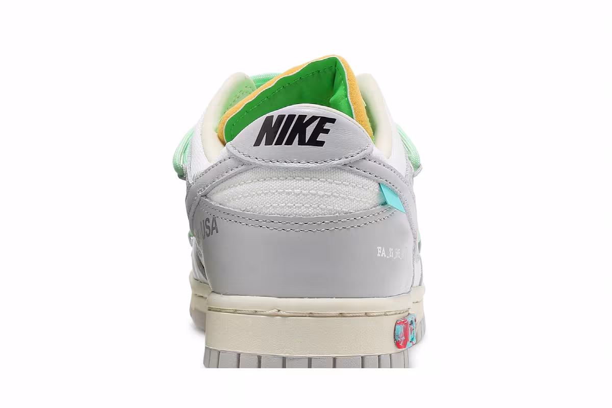Off-White x Nike Dunk Low Lot 07 of 50, view 8