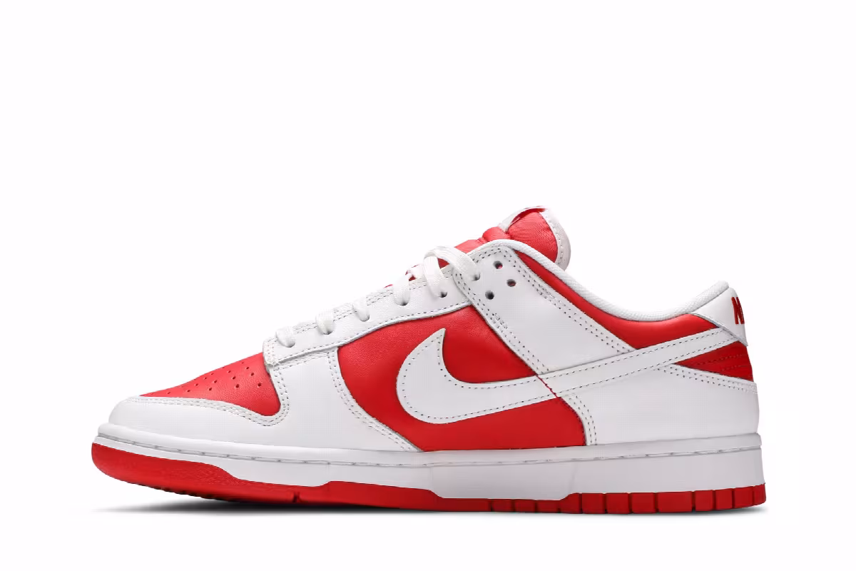 Nike Dunk Low Championship Red, view 4