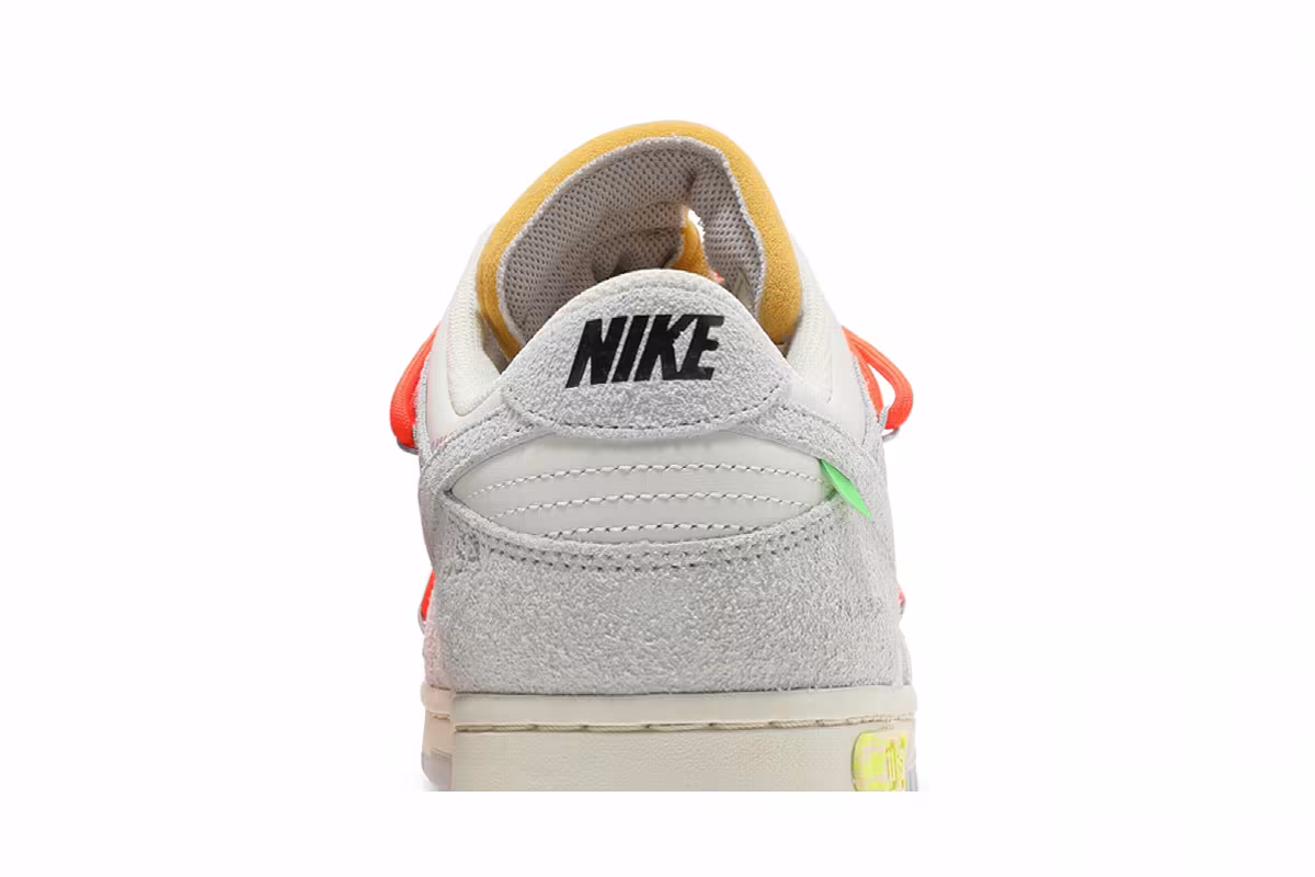 Off-White x Nike Dunk Low Lot 11 of 50, view 8