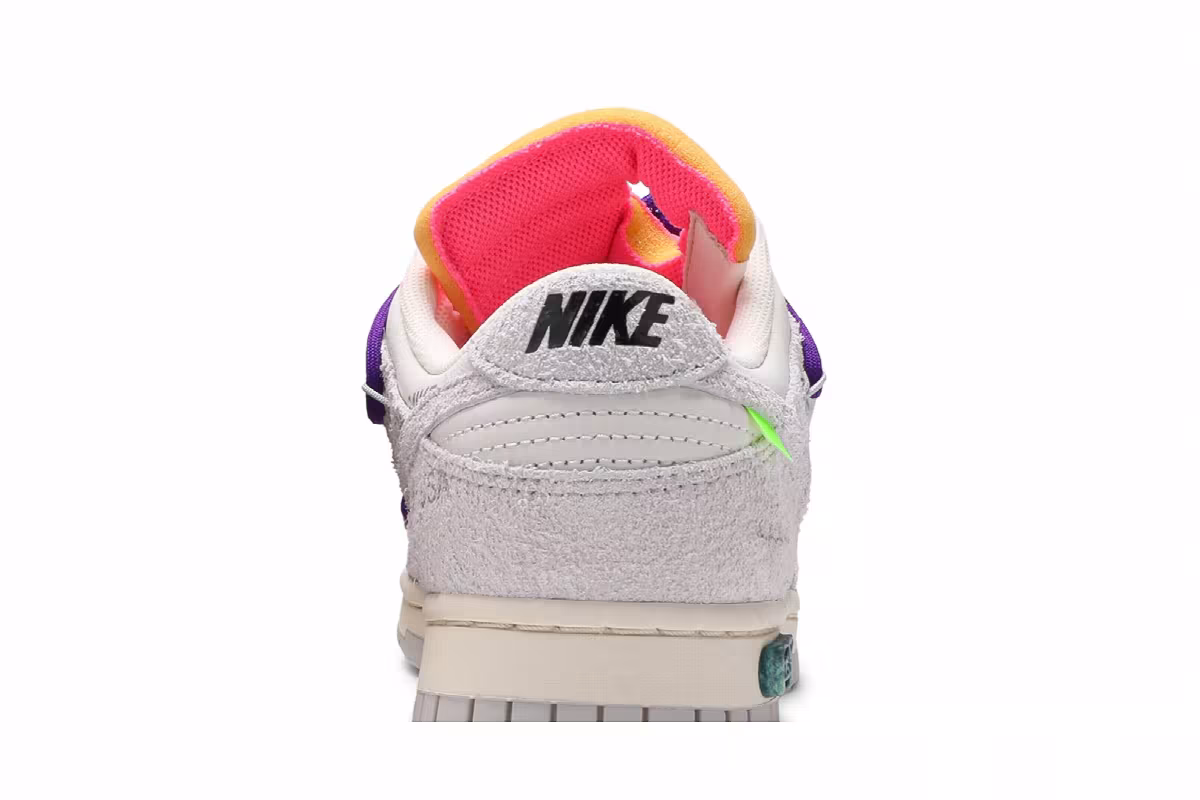 Off-White x Nike Dunk Low Lot 15 of 50, view 8