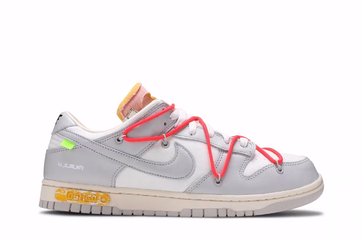 Off-White x Nike Dunk Low Lot 06 of 50, view 2