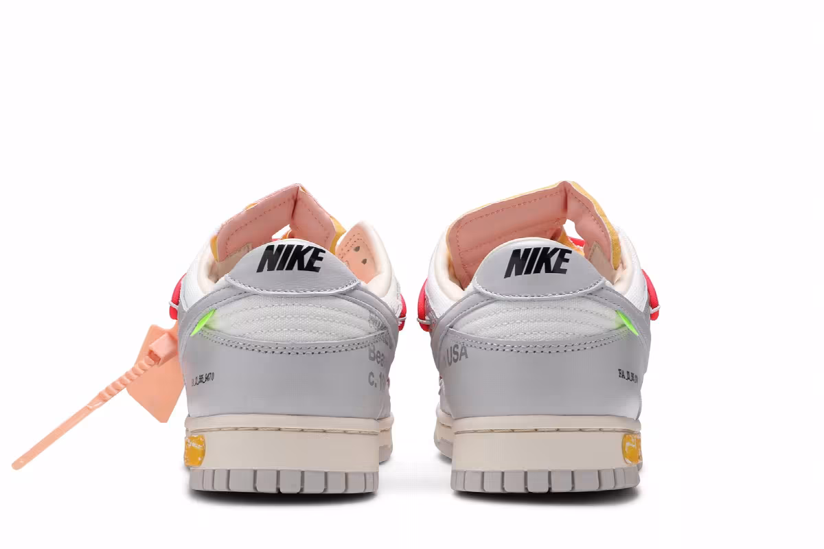 Off-White x Nike Dunk Low Lot 06 of 50, view 7