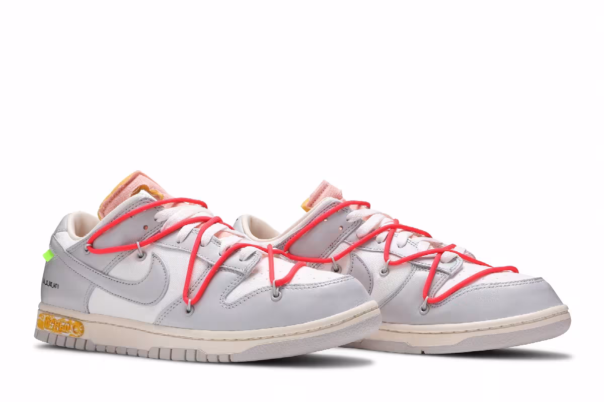 Off-White x Nike Dunk Low Lot 06 of 50, view 9