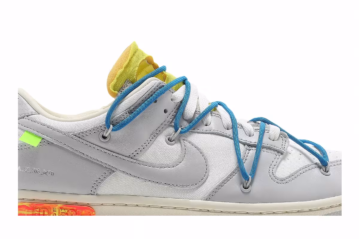 Off-White x Nike Dunk Low Lot 10 of 50, view 3