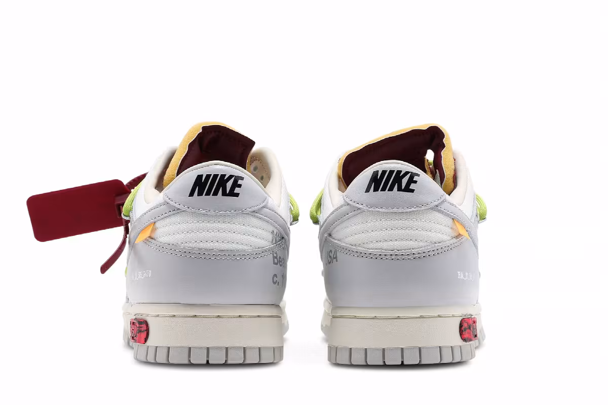 Off-White x Nike Dunk Low Lot 08 of 50, view 7