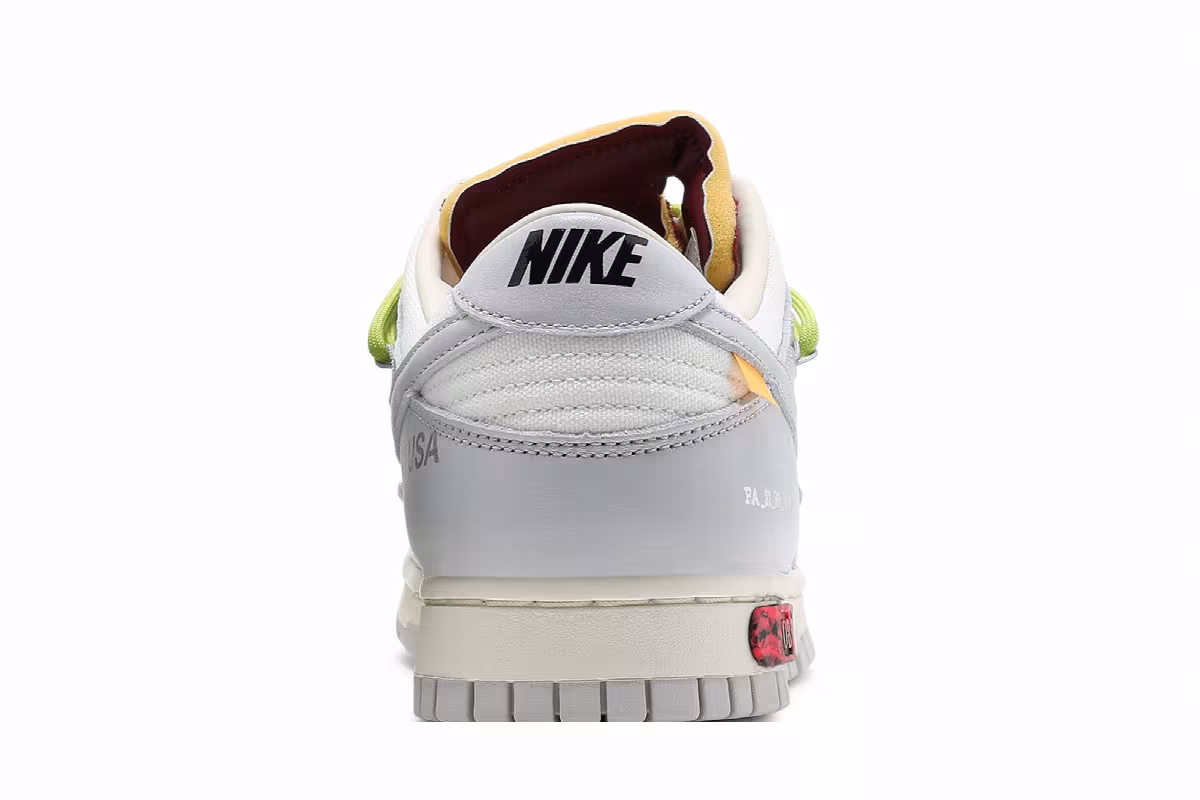 Off-White x Nike Dunk Low Lot 08 of 50, view 8