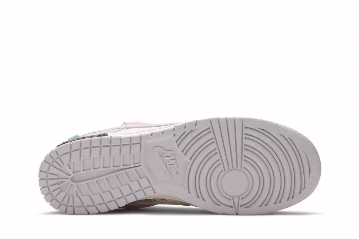 Off-White x Nike Dunk Low Lot 12 of 50, view 5