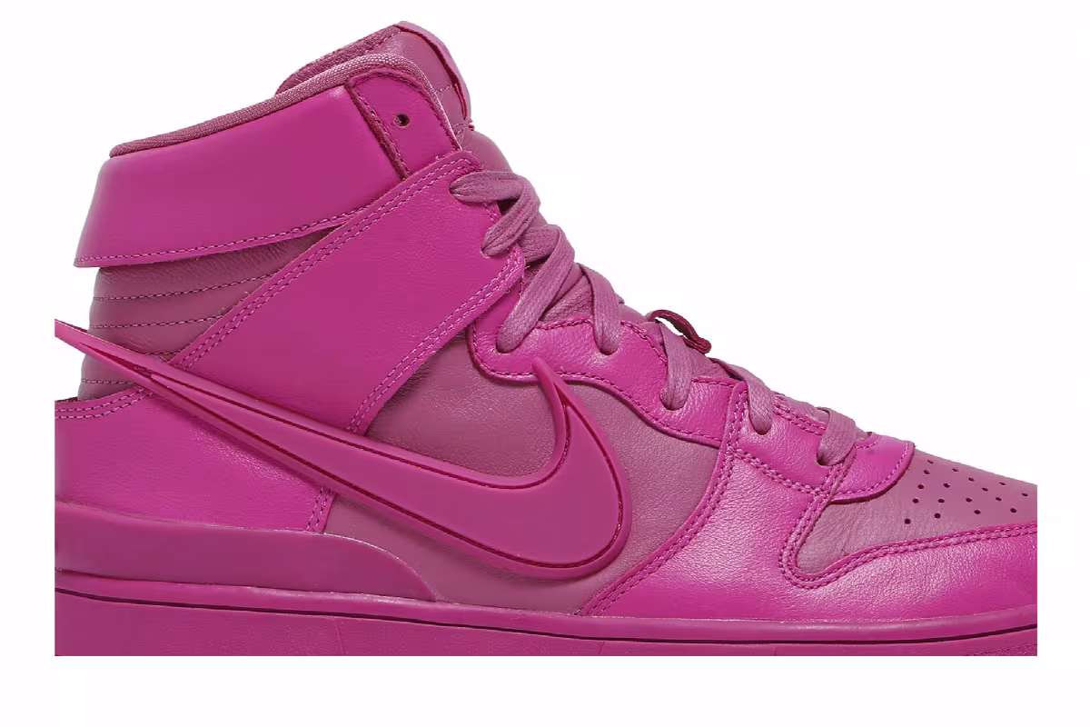 AMBUSH x Nike Dunk High ‘Cosmic Fuchsia’ Cosmic Fuchsia, view 3