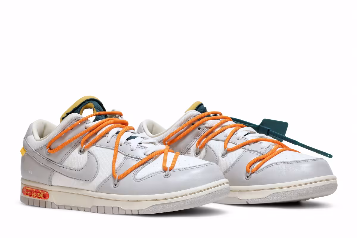 Off-White x Nike Dunk Low Lot 44 of 50, view 9