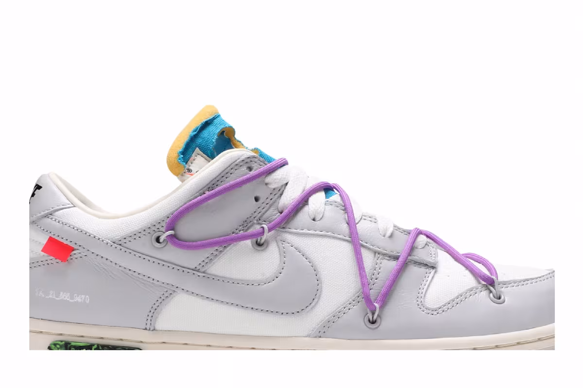 Off-White x Nike Dunk Low Lot 47 of 50, view 3