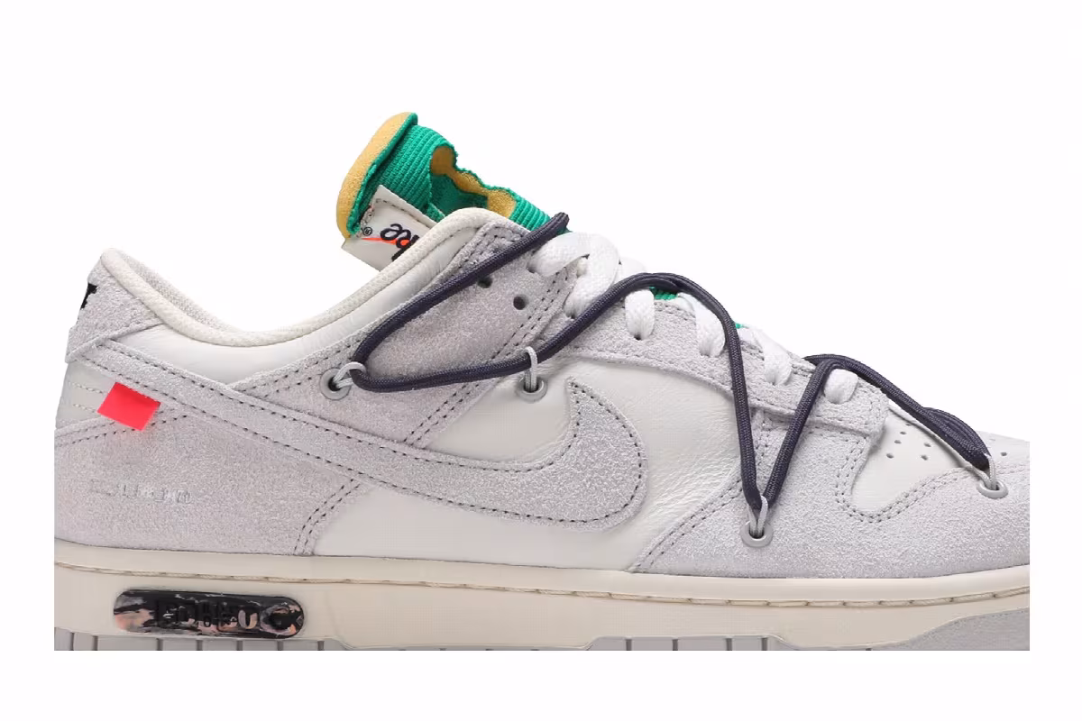 Off-White x Nike Dunk Low Lot 20 of 50, view 3