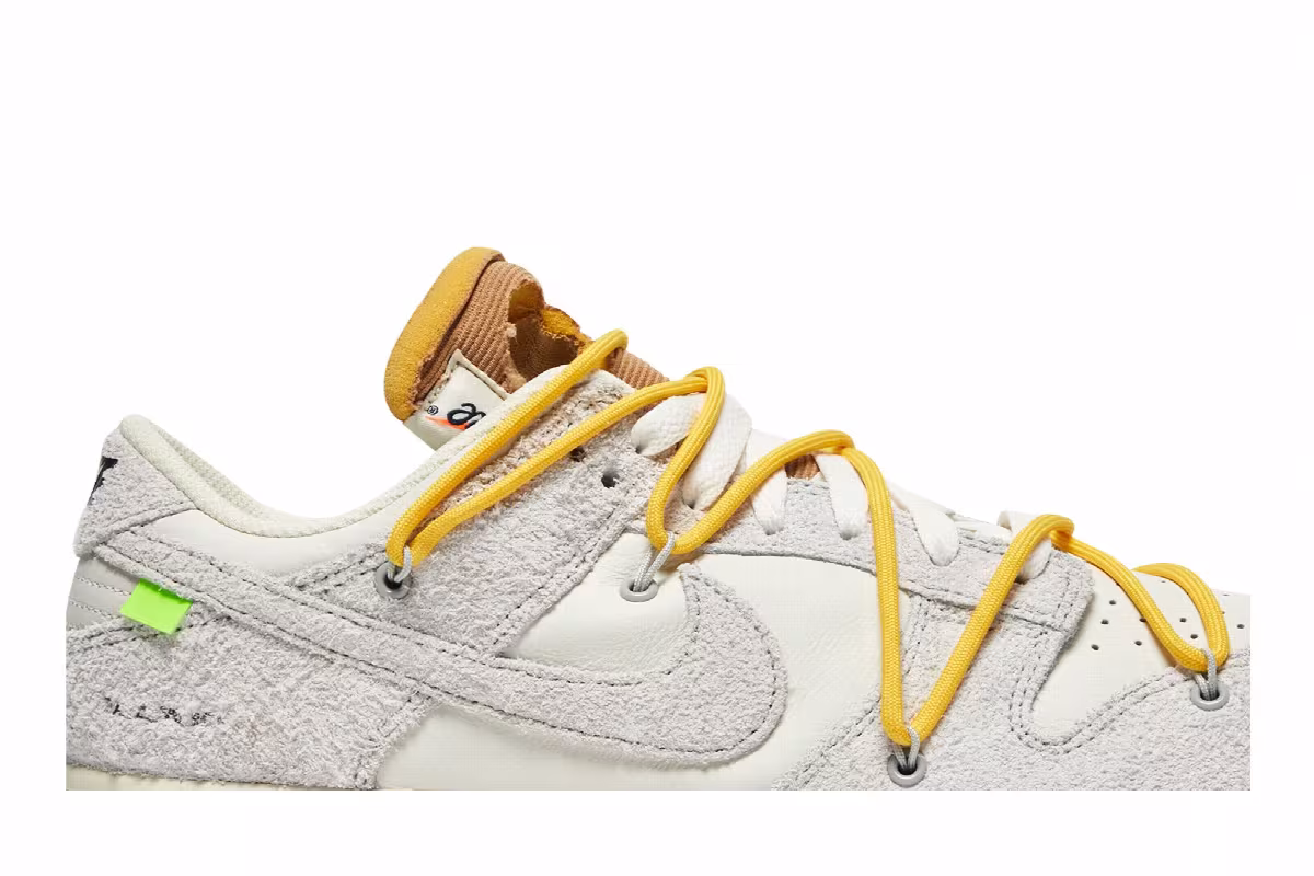 Off-White x Nike Dunk Low Lot 39 of 50, view 3