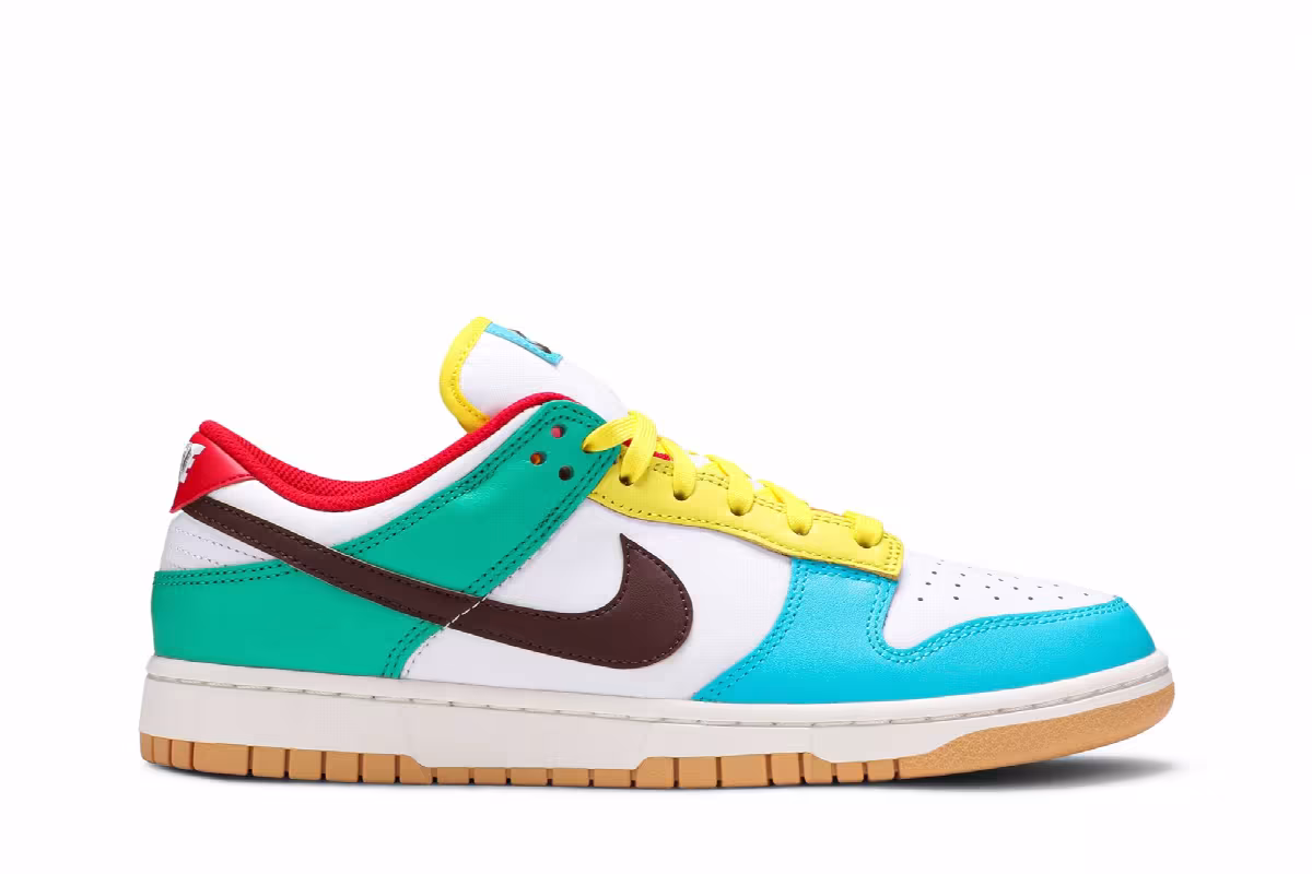 Nike Dunk Low SE Free.99 - White, view 2