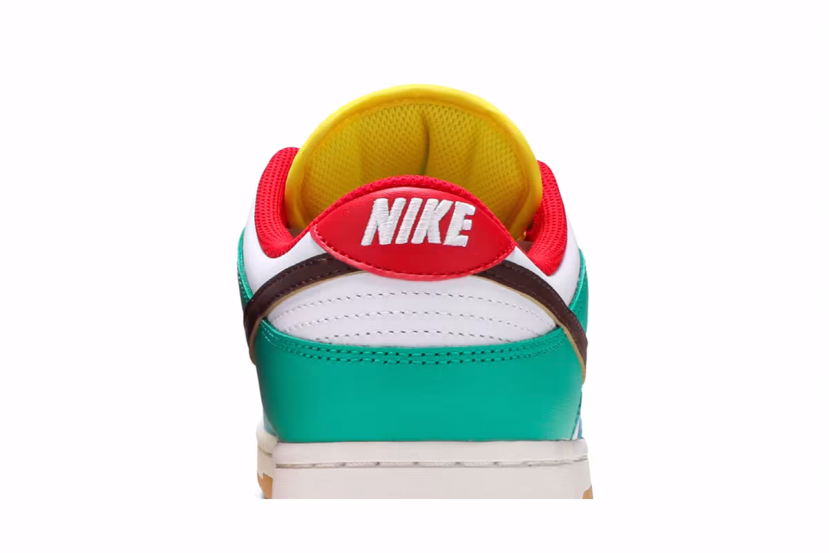 Nike Dunk Low SE Free.99 - White, view 8