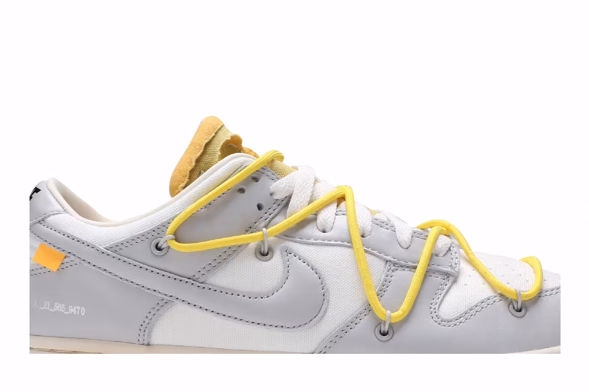 Off-White x Nike Dunk Low Lot 29 of 50, view 3