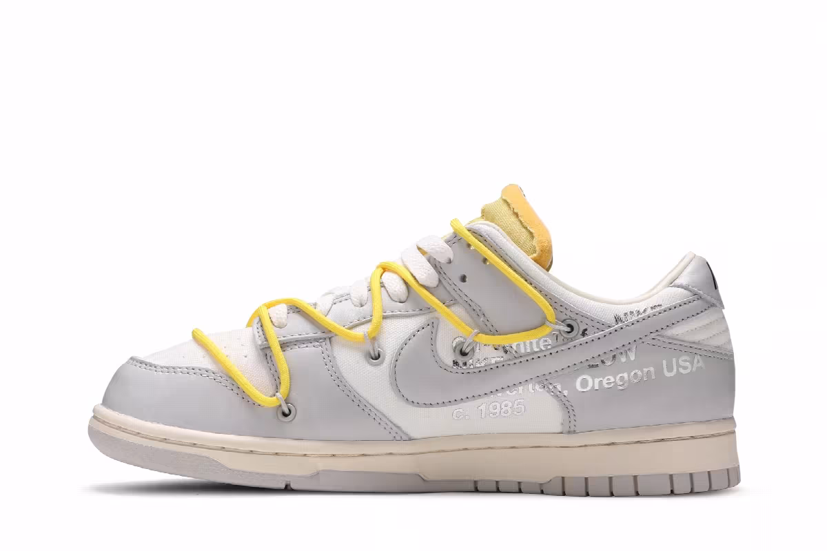 Off-White x Nike Dunk Low Lot 29 of 50, view 4
